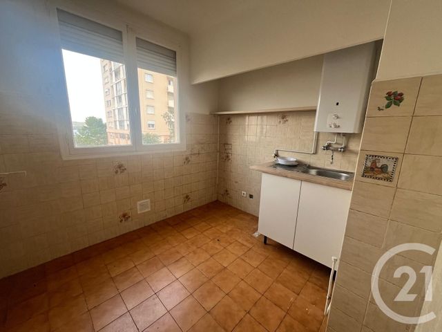 Appartement F3 à vendre - 3 pièces - 51.74 m2 - SETE - 34 - LANGUEDOC-ROUSSILLON - Century 21 Alizés - Puig Immobilier