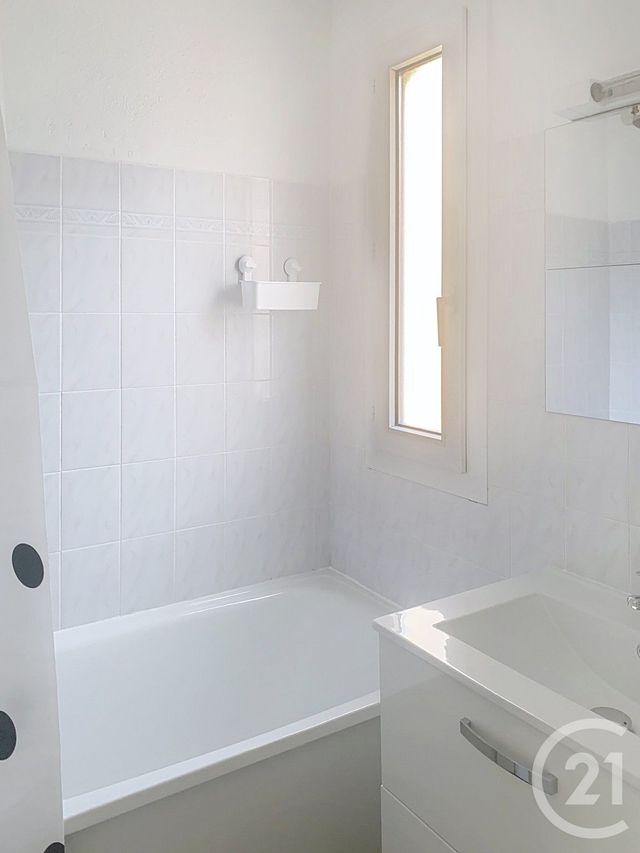 Appartement F2 bis à louer - 2 pièces - 31.12 m2 - SETE - 34 - LANGUEDOC-ROUSSILLON - Century 21 Alizés - Puig Immobilier
