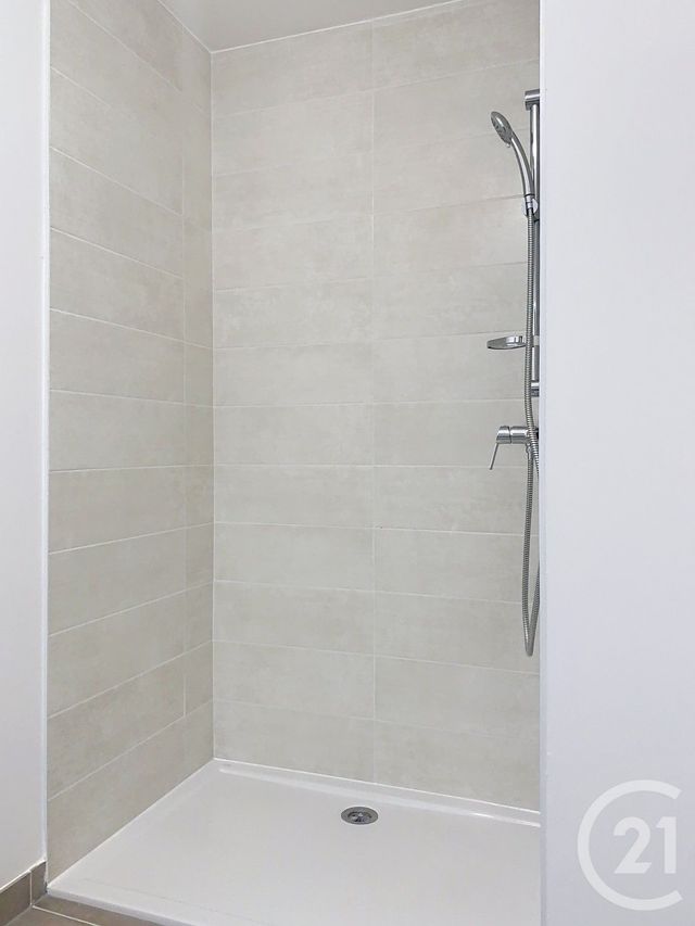 Appartement F2 à louer - 2 pièces - 39.21 m2 - BALARUC LES BAINS - 34 - LANGUEDOC-ROUSSILLON - Century 21 Alizés - Puig Immobilier